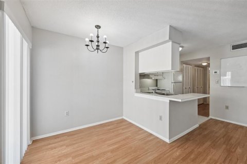 Condominio en venta en Sarasota, Florida, 1 dormitorio, 52.12 m2 № 1406652 - foto 7