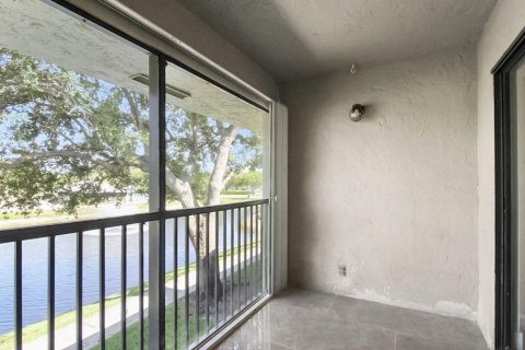 Condo in Palm Beach Gardens, Florida, 2 bedrooms  № 1187261 - photo 14