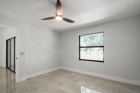 Condo in Palm Beach Gardens, Florida, 2 bedrooms  № 1187261 - photo 12