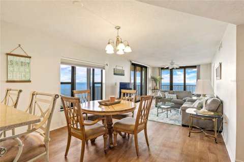 Condominio en venta en Hutchinson Island South, Florida, 2 dormitorios, 107.95 m2 № 1312506 - foto 4