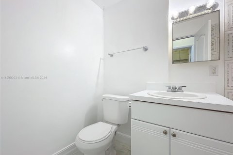 Copropriété à vendre à Miami Beach, Floride: 1 chambre, 72.65 m2 № 1179349 - photo 10