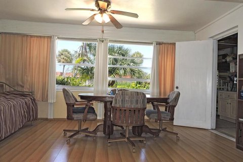 House in West Palm Beach, Florida 1 bedroom, 109.25 sq.m. № 1102250 - photo 18