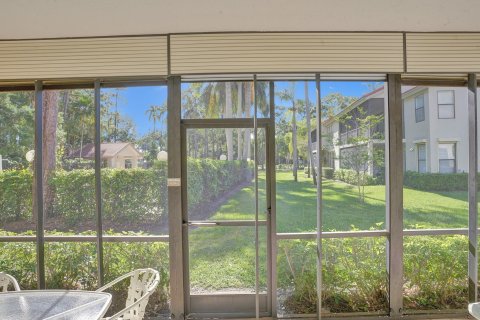 Copropriété à vendre à Boca Raton, Floride: 2 chambres, 117.89 m2 № 1102252 - photo 12