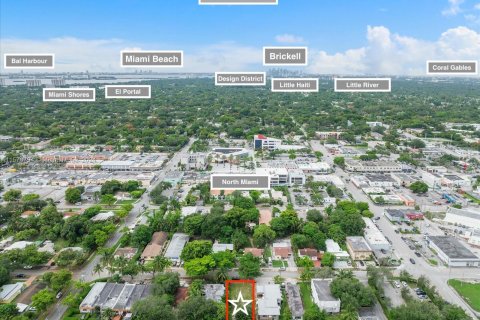 Commercial property in North Miami, Florida № 1145677 - photo 3