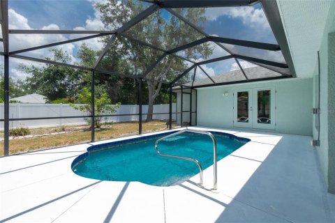 Villa ou maison à vendre à Port Charlotte, Floride: 3 chambres, 157.38 m2 № 1199524 - photo 25