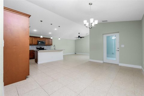 Villa ou maison à vendre à Port Charlotte, Floride: 3 chambres, 157.38 m2 № 1199524 - photo 8