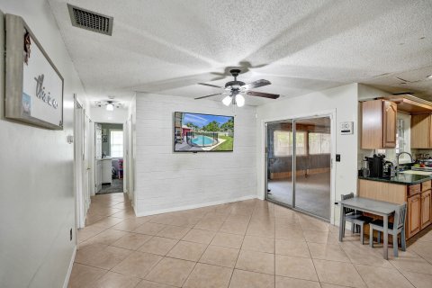 Casa en venta en Delray Beach, Florida, 4 dormitorios, 155.7 m2 № 1229287 - foto 8