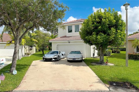 Casa en venta en Pembroke Pines, Florida, 3 dormitorios, 164.99 m2 № 1236934 - foto 2