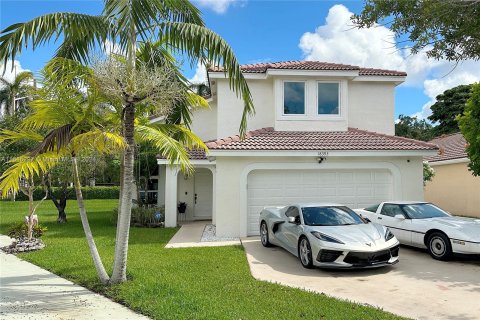 Villa ou maison à vendre à Pembroke Pines, Floride: 3 chambres, 164.99 m2 № 1236934 - photo 1