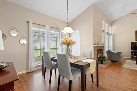 Condo in Longwood, Florida, 2 bedrooms  № 1384869 - photo 6