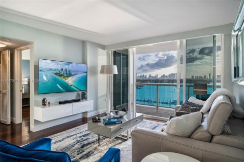 Copropriété à vendre à Miami Beach, Floride: 2 chambres, 117.99 m2 № 1329885 - photo 17