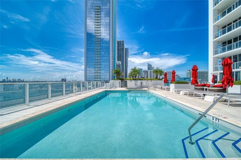 Condo in Miami, Florida, 2 bedrooms  № 1242075 - photo 26