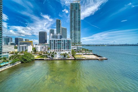 Condo in Miami, Florida, 2 bedrooms  № 1242075 - photo 28