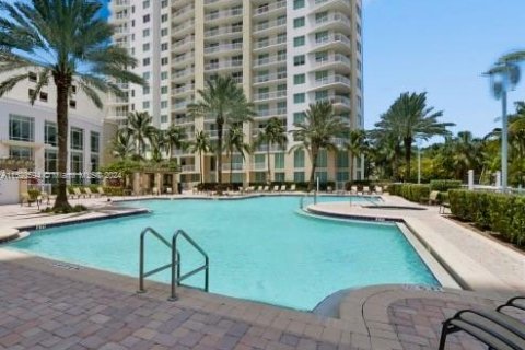 Copropriété à vendre à Hallandale Beach, Floride: 3 chambres, 148.36 m2 № 1242074 - photo 21