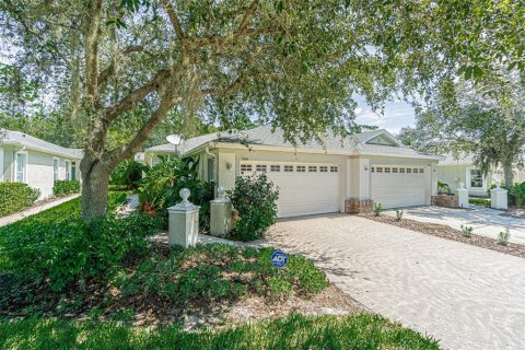 Villa ou maison à louer à Wesley Chapel, Floride: 3 chambres, 155.61 m2 № 1363828 - photo 2