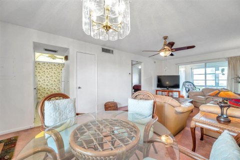 Copropriété à vendre à Clearwater, Floride: 1 chambre, 58.25 m2 № 1363795 - photo 28