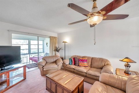 Copropriété à vendre à Clearwater, Floride: 1 chambre, 58.25 m2 № 1363795 - photo 30