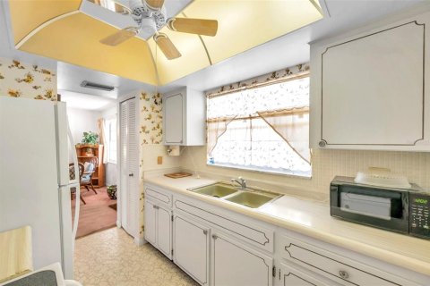 Copropriété à vendre à Clearwater, Floride: 1 chambre, 58.25 m2 № 1363795 - photo 23