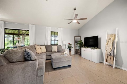 Casa en alquiler en Grand Island, Florida, 3 dormitorios, 119.84 m2 № 1363796 - foto 7