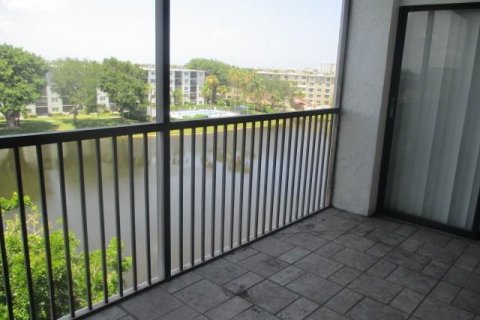 Copropriété à vendre à Pompano Beach, Floride: 2 chambres, 123.56 m2 № 1151833 - photo 12