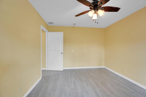 Casa en venta en Loxahatchee Groves, Florida, 4 dormitorios, 205.13 m2 № 1103258 - foto 25