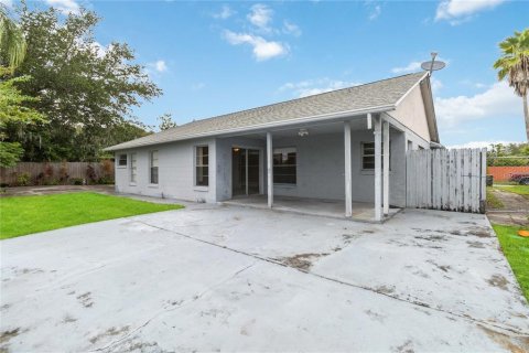 House in Kissimmee, Florida 3 bedrooms, 157.93 sq.m. № 1365124 - photo 25