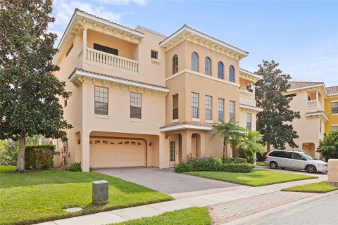 Adosado en venta en Tarpon Springs, Florida, 3 dormitorios, 241.45 m2 № 1365151 - foto 2