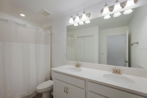 Townhouse in Sarasota, Florida 3 bedrooms, 206.34 sq.m. № 1363792 - photo 19