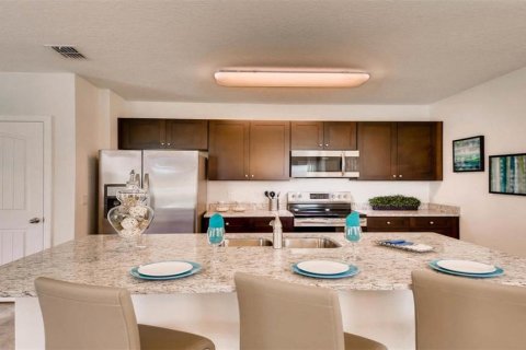 Adosado en venta en Kissimmee, Florida, 3 dormitorios, 168.71 m2 № 1363757 - foto 8