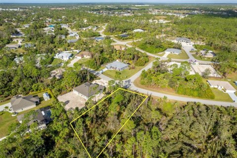 Купить земельный участок в Норт-Порт, Флорида № 937044 - фото 6