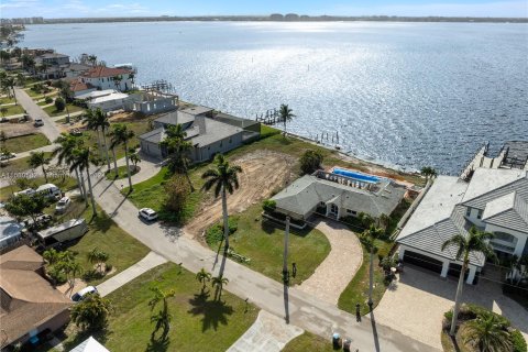Terrain à vendre à Cape Coral, Floride № 1006707 - photo 3