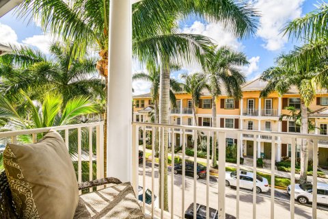 Townhouse in Jupiter, Florida 3 bedrooms, 180.04 sq.m. № 860470 - photo 5