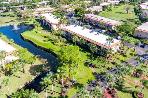 Condominio en venta en Stuart, Florida, 2 dormitorios, 83.05 m2 № 922273 - foto 1