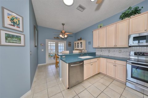 Condominio en venta en Sun City Center, Florida, 3 dormitorios, 184.32 m2 № 1390450 - foto 18