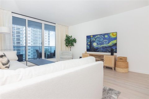 Condo in Miami Beach, Florida, 1 bedroom  № 1382948 - photo 6