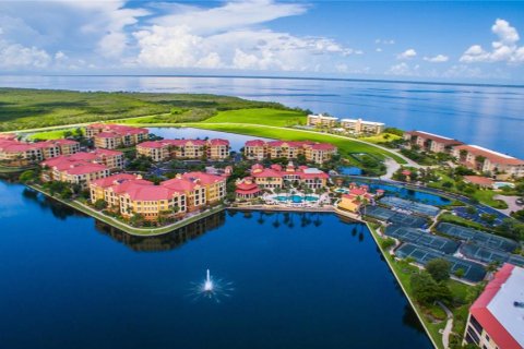 Condominio en venta en Punta Gorda, Florida, 3 dormitorios, 177.91 m2 № 1297807 - foto 1