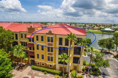 Condo in Punta Gorda, Florida, 3 bedrooms  № 1297807 - photo 2