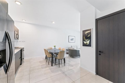 Copropriété à vendre à Miami, Floride: 1 chambre, 58.16 m2 № 1386071 - photo 2