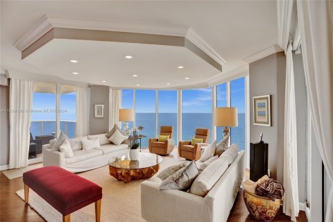 Condo in Sunny Isles Beach, Florida, 3 bedrooms  № 1311197 - photo 3