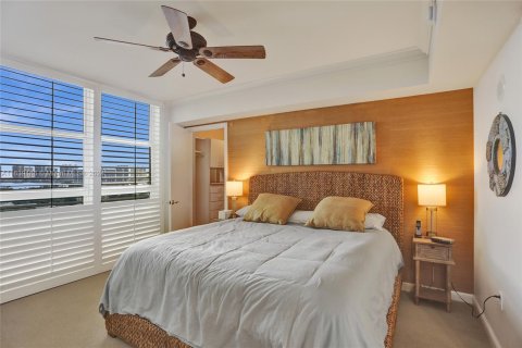 Condo in Sunny Isles Beach, Florida, 3 bedrooms  № 1311197 - photo 28