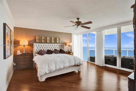 Condo in Sunny Isles Beach, Florida, 3 bedrooms  № 1311197 - photo 24