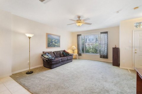 Touwnhouse à vendre à Tampa, Floride: 2 chambres, 116.31 m2 № 1392139 - photo 4