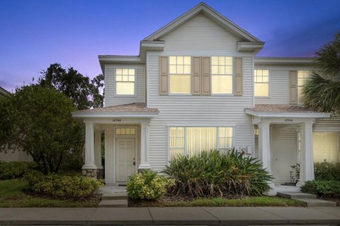 Adosado en venta en Tampa, Florida, 2 dormitorios, 116.31 m2 № 1392139 - foto 1