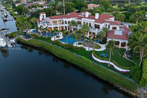 Casa en venta en Jupiter, Florida, 6 dormitorios, 1784.28 m2 № 1235089 - foto 3