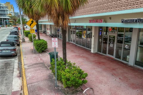 Propiedad comercial en venta en Miami Beach, Florida № 1239834 - foto 7