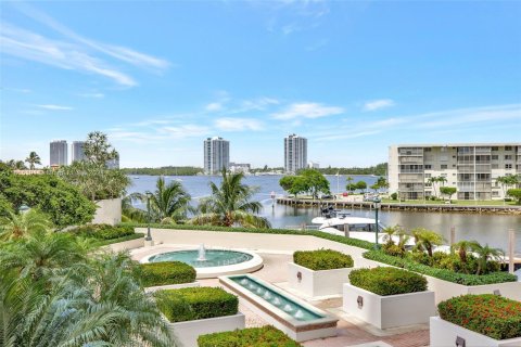 Copropriété à vendre à Aventura, Floride: 3 chambres, 170.94 m2 № 1239832 - photo 22