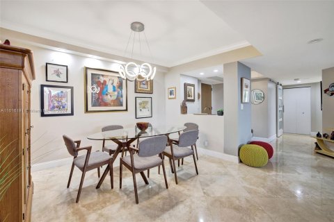 Condo in Aventura, Florida, 3 bedrooms  № 1239832 - photo 6