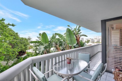 Copropriété à vendre à Aventura, Floride: 3 chambres, 170.94 m2 № 1239832 - photo 23