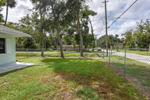 Villa ou maison à vendre à Edgewater, Floride: 2 chambres, 102.19 m2 № 1368554 - photo 28