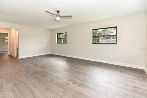 House in Edgewater, Florida 2 bedrooms, 102.19 sq.m. № 1368554 - photo 8